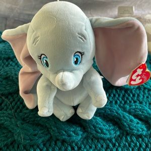 NWT Dumbo Beanie Baby